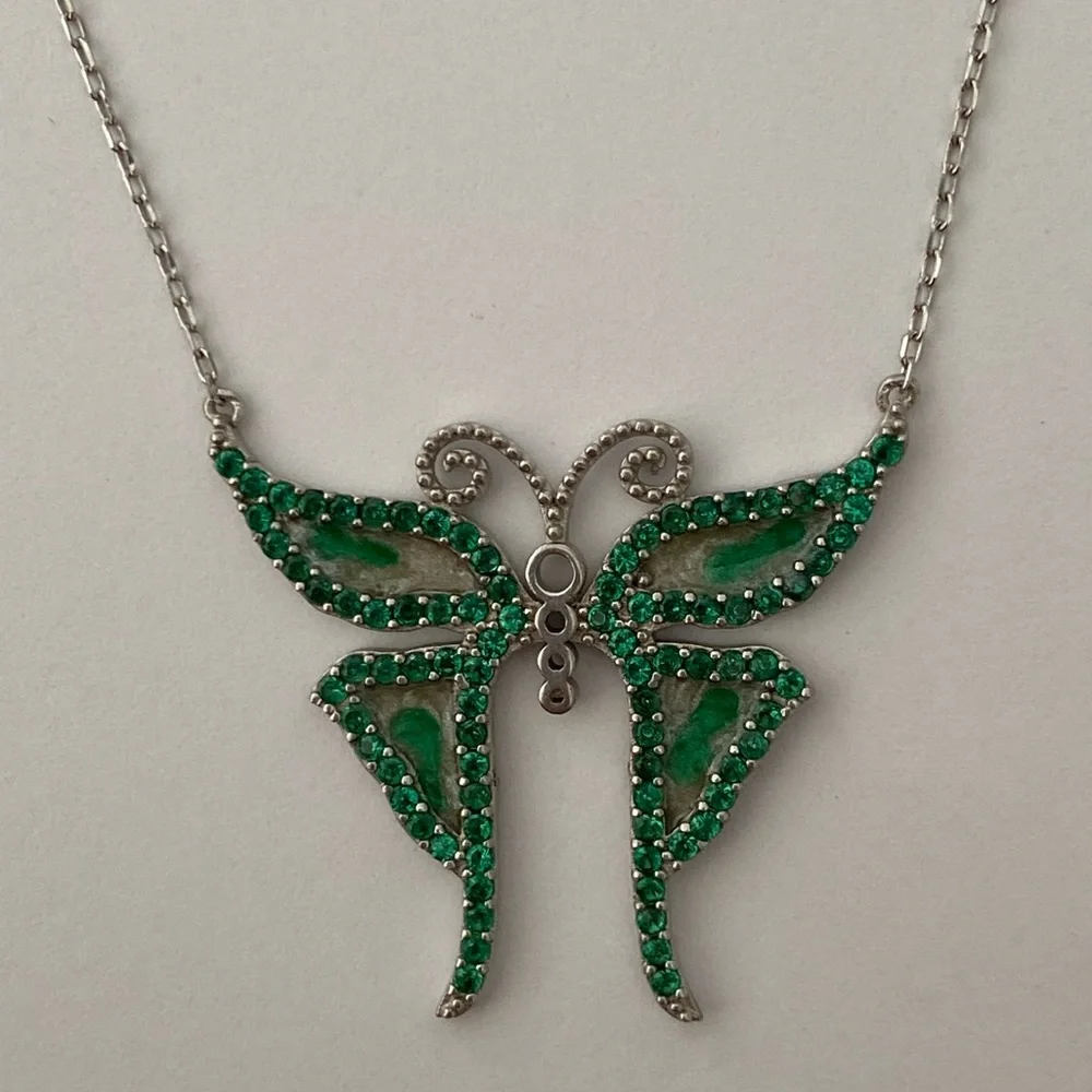 🦋925 Silver green butterfly necklace